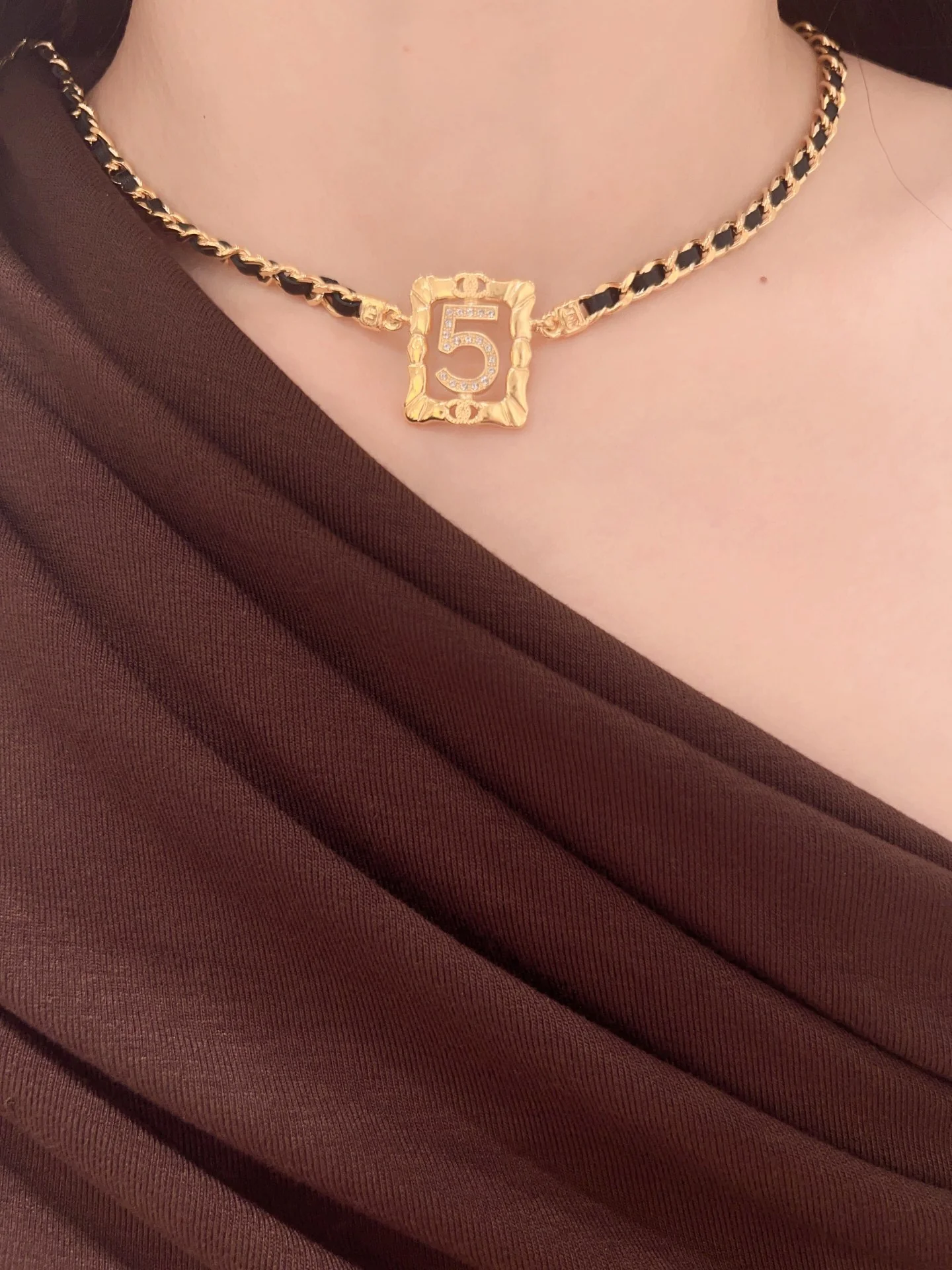 Колье Chanel 589