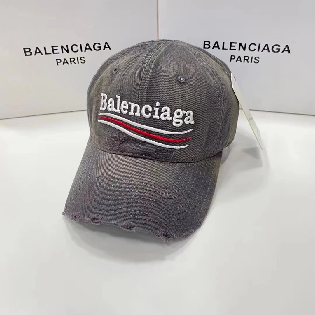 Balenciaga - Новая ретро-бейсболка 2022 года