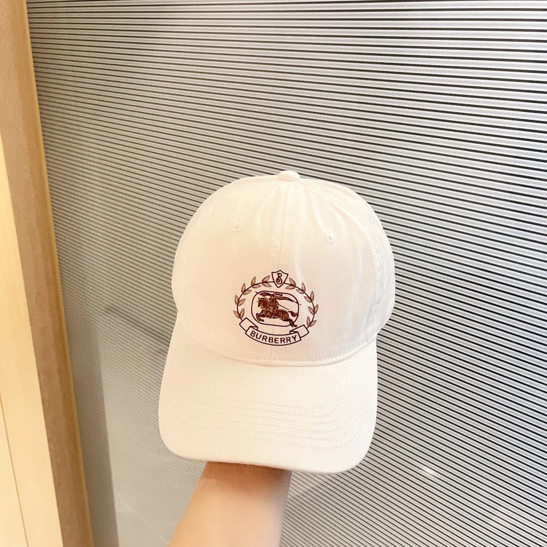 Burberry - Классическая бейсболка