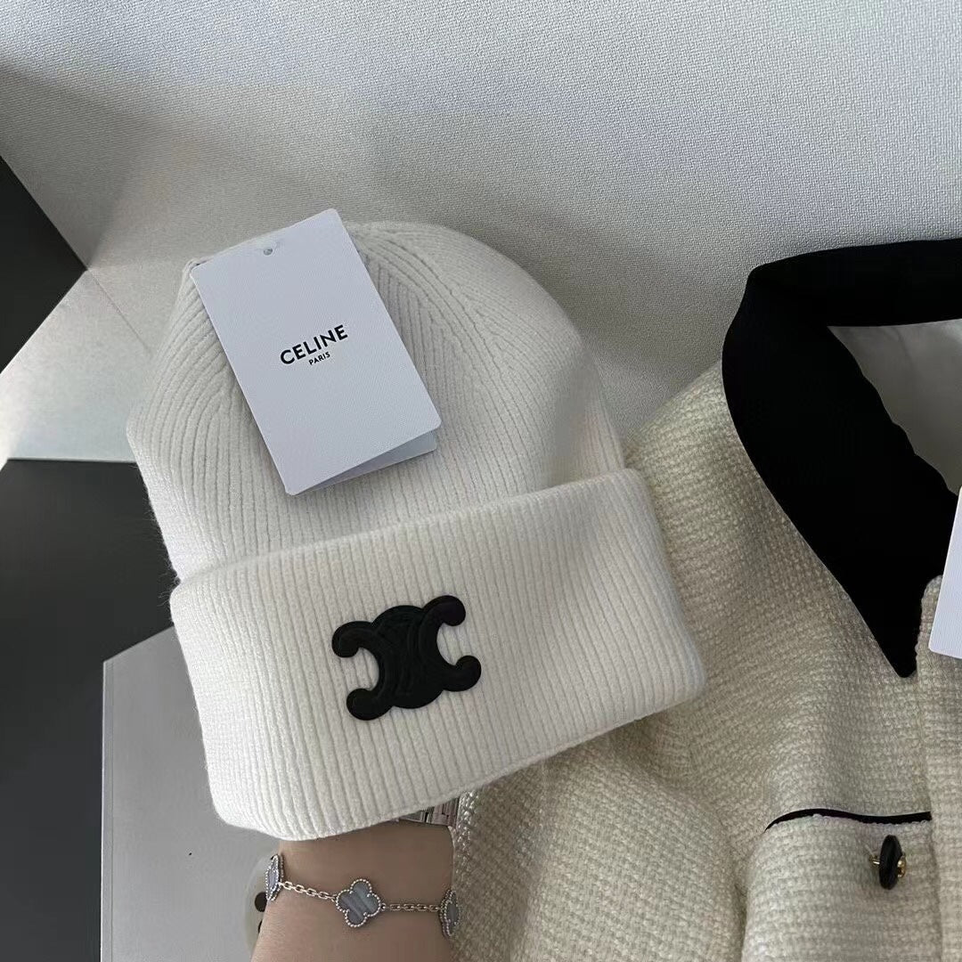 Вязаная шапка Celine Triumph 3D
