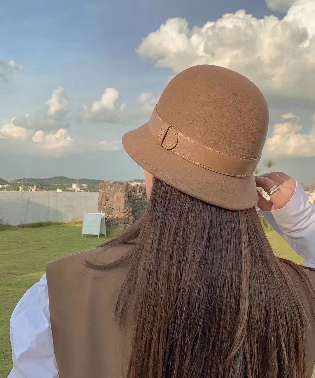 Шерстяная шляпа Hermes - абрикосового цвета - 3