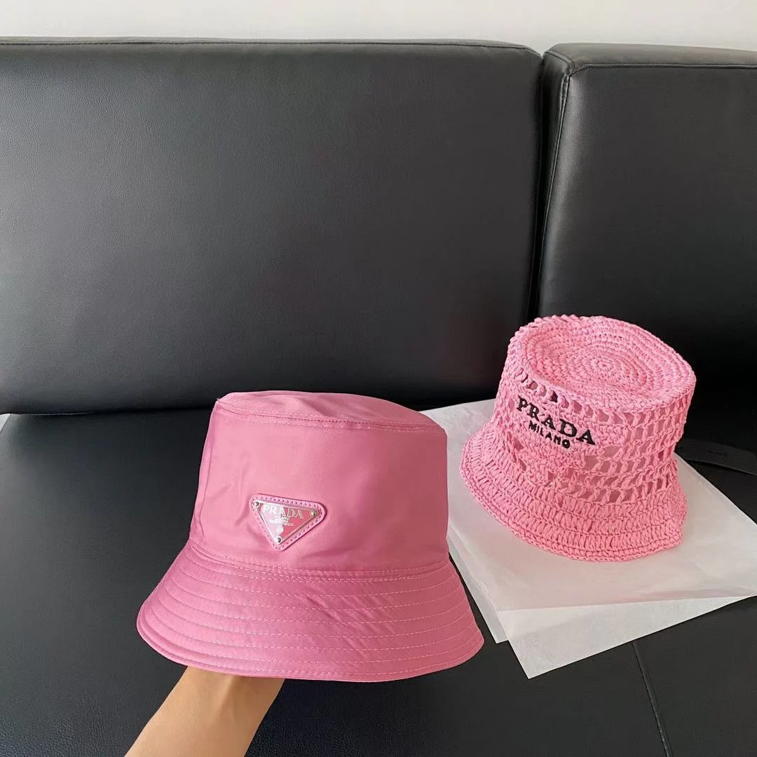 Классическая нейлоновая рыбацкая шляпа Prada - розовая