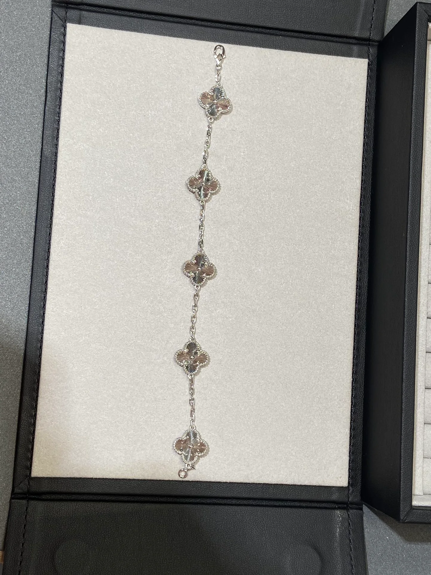 Van Vek - Браслет 009