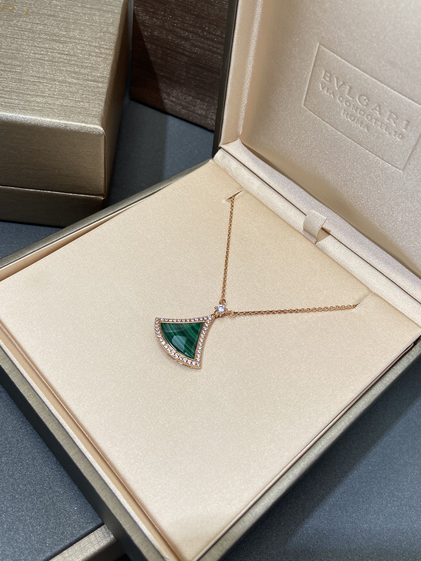 Bvlgari - Колье 008