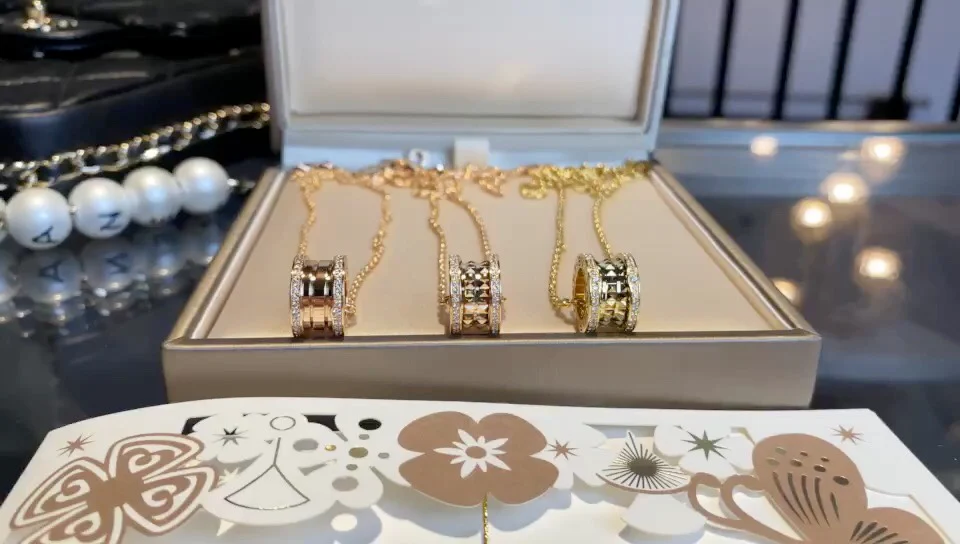 Bvlgari - Колье 100