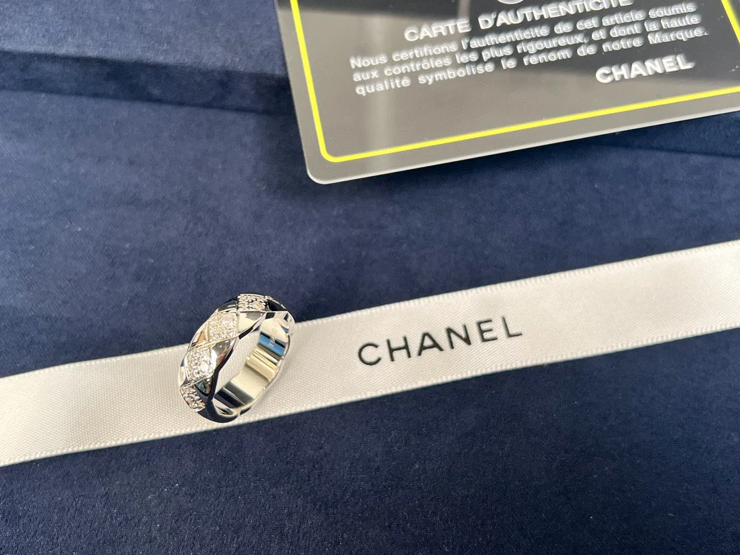 Кольцо Chanel 047