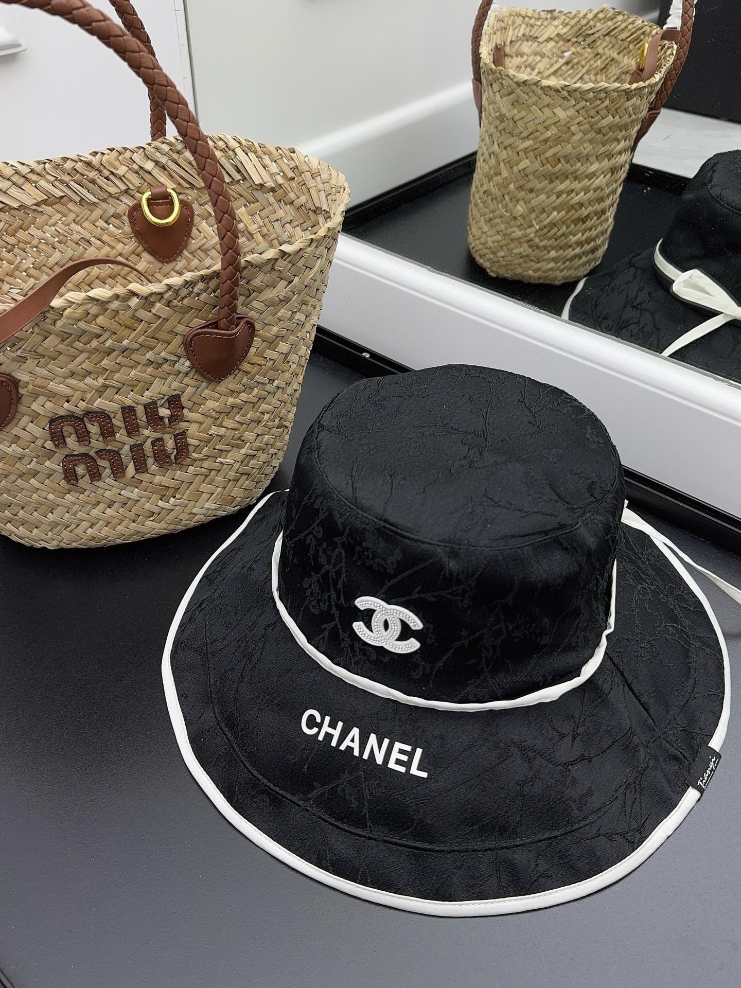 Chanel - Новая рельефная рыбацкая шляпа