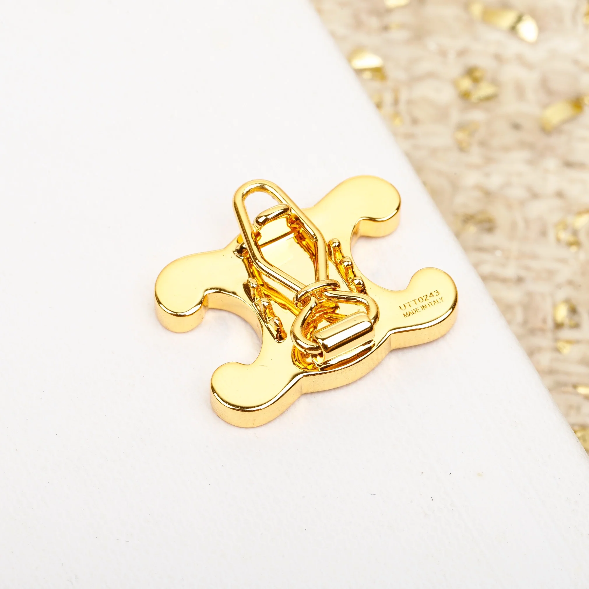 Заколка для волос Celine 003