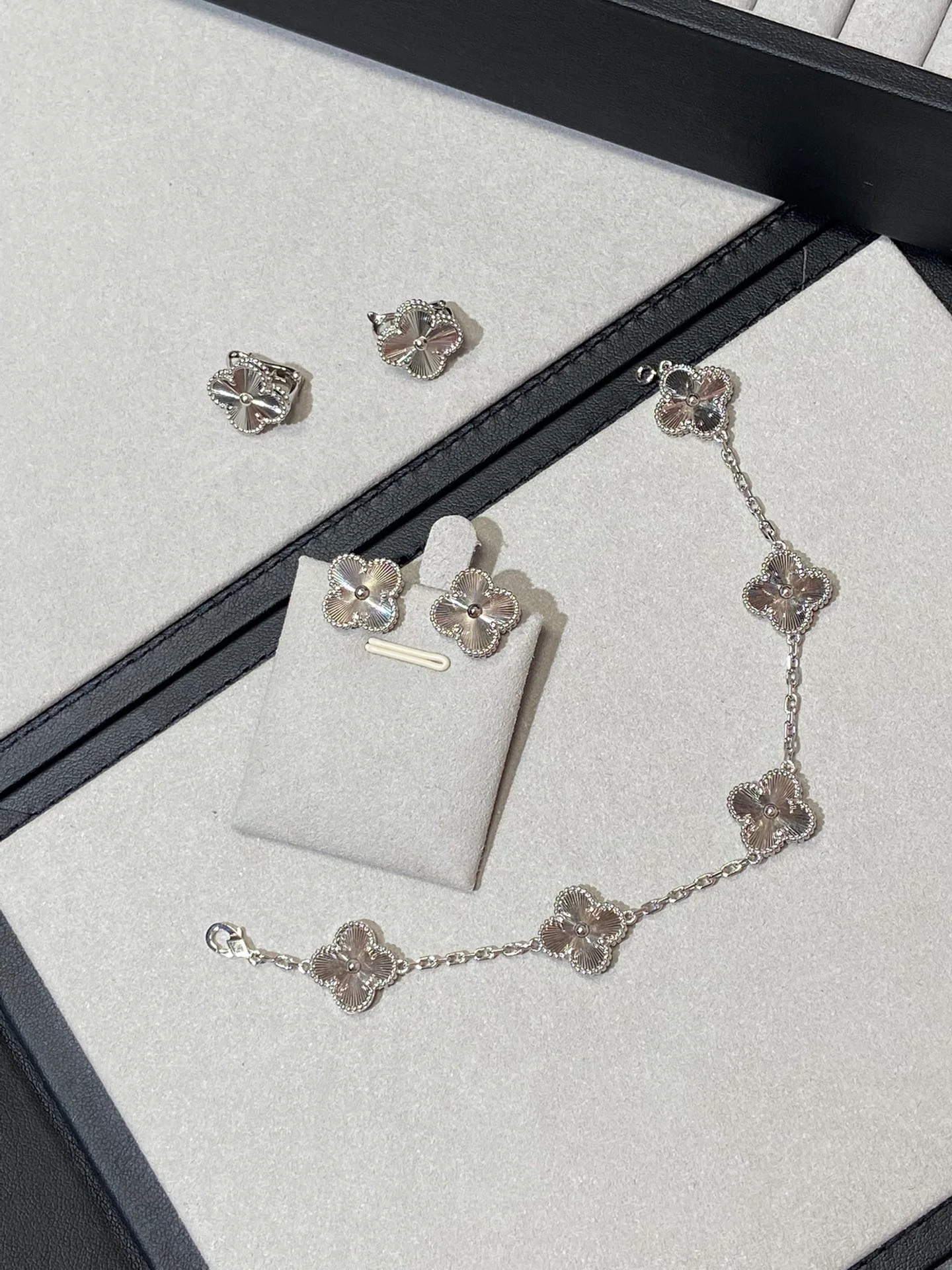 Van Vek - Браслет 019