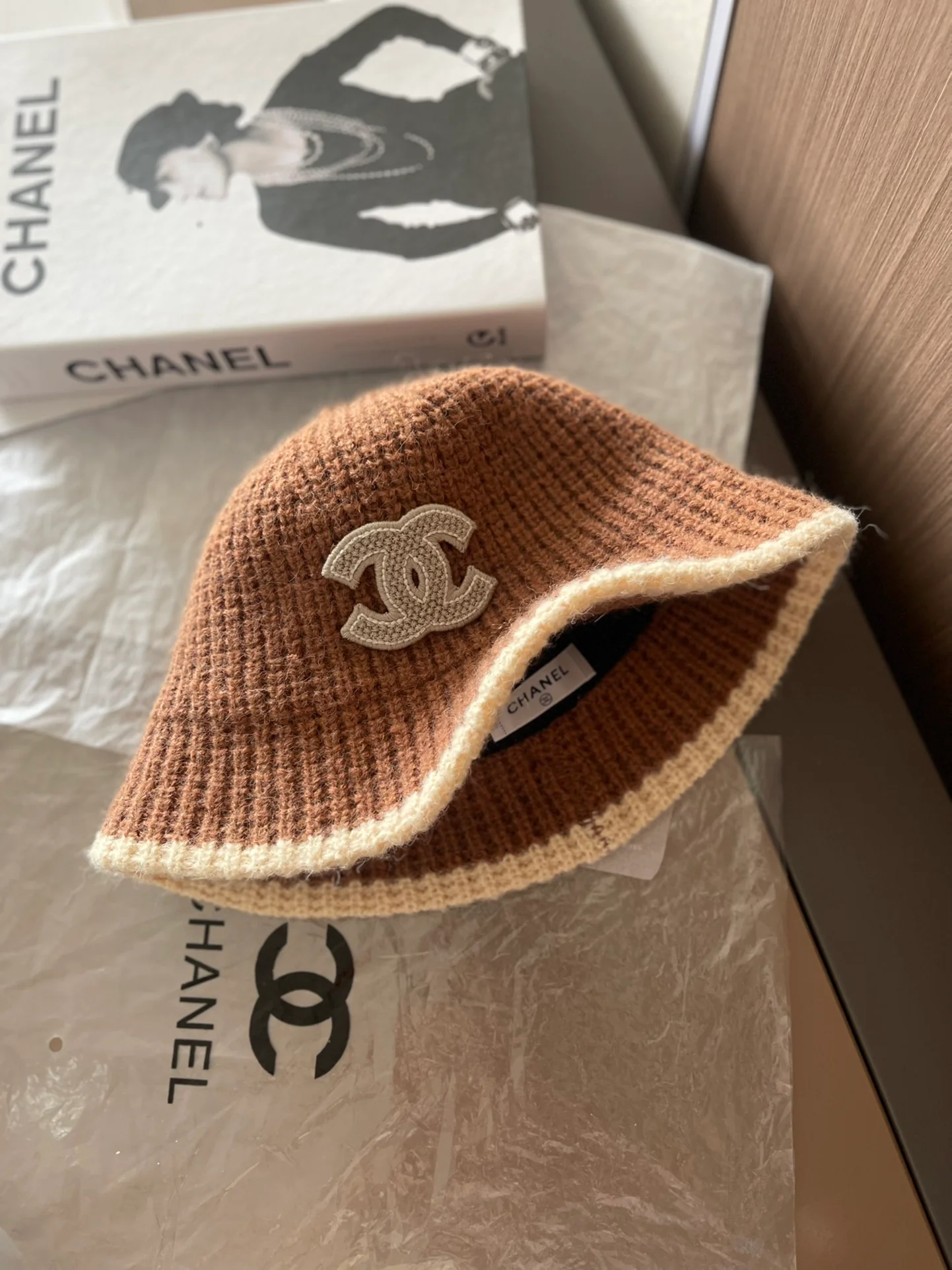 Chanel - Шерстяная панама - Коричневая