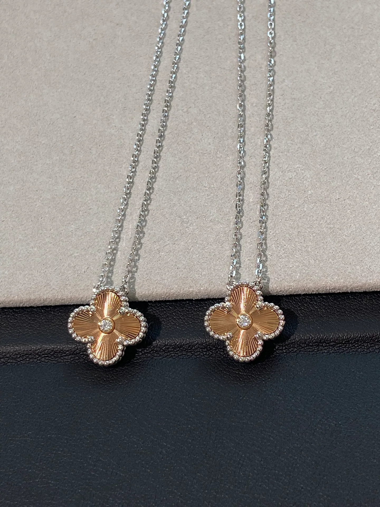 Van Vek - Колье 091