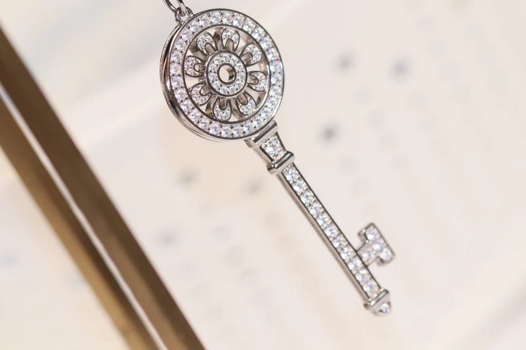 Колье Tiffany 072