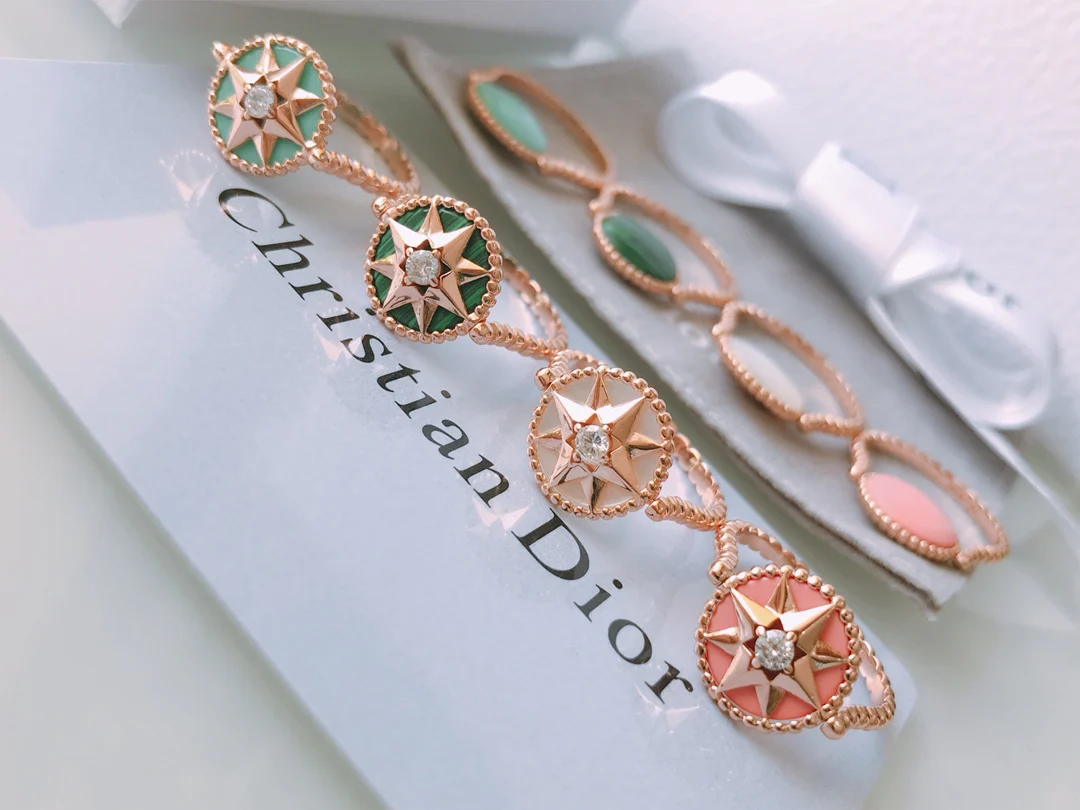 Кольцо Диор