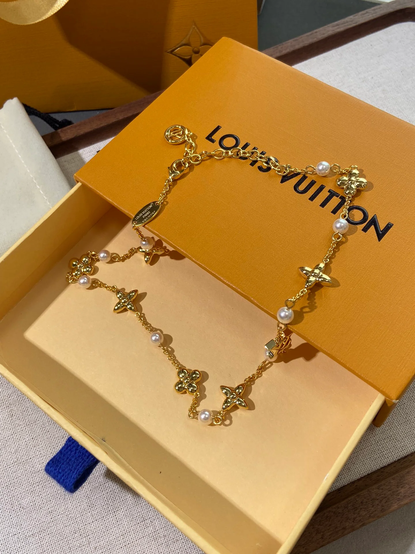 LV-Ожерелье 072