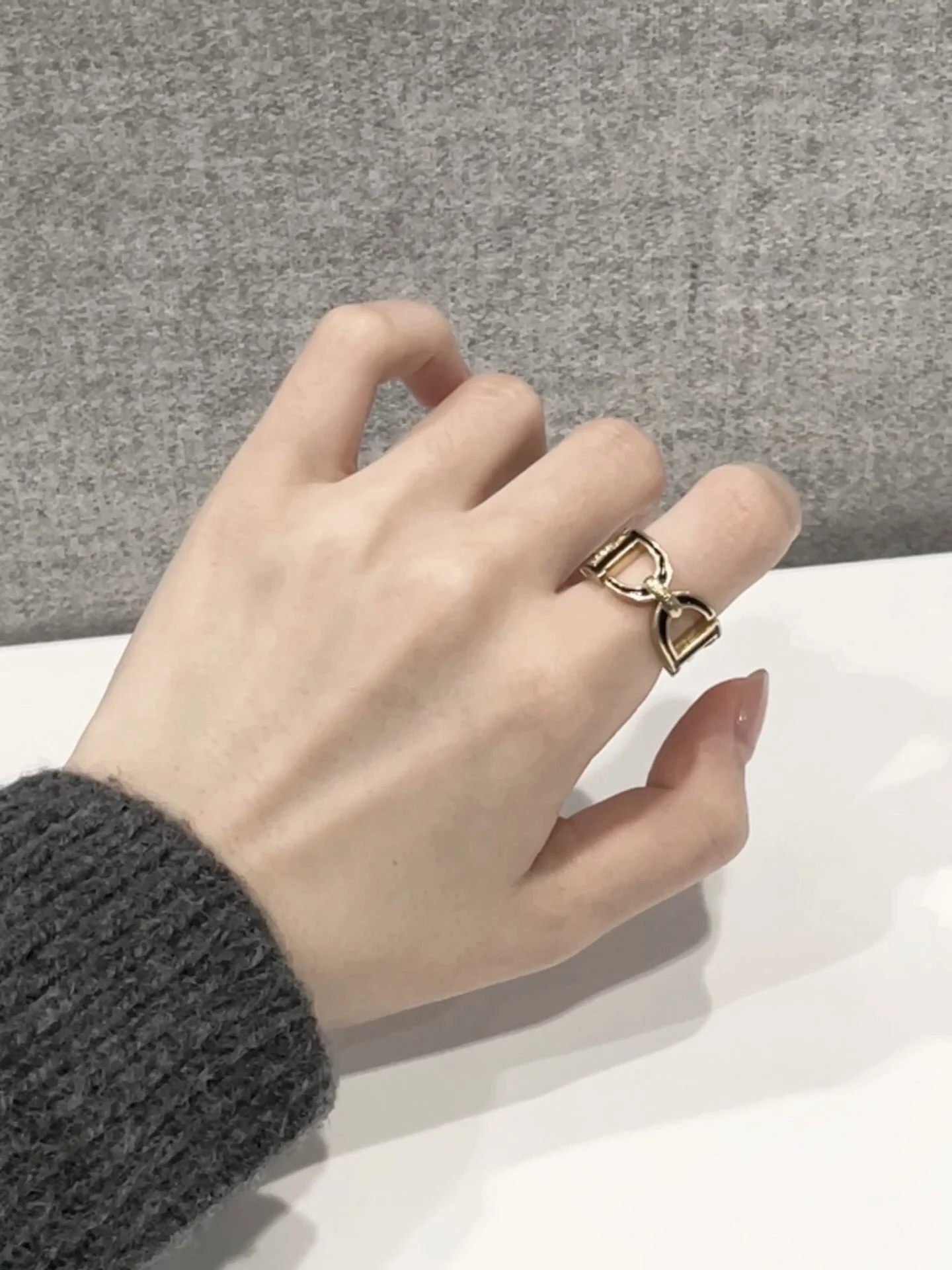 Кольцо Dior 015