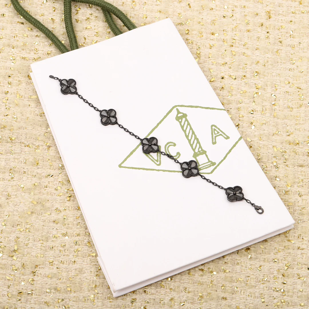 VCA-Браслет 008