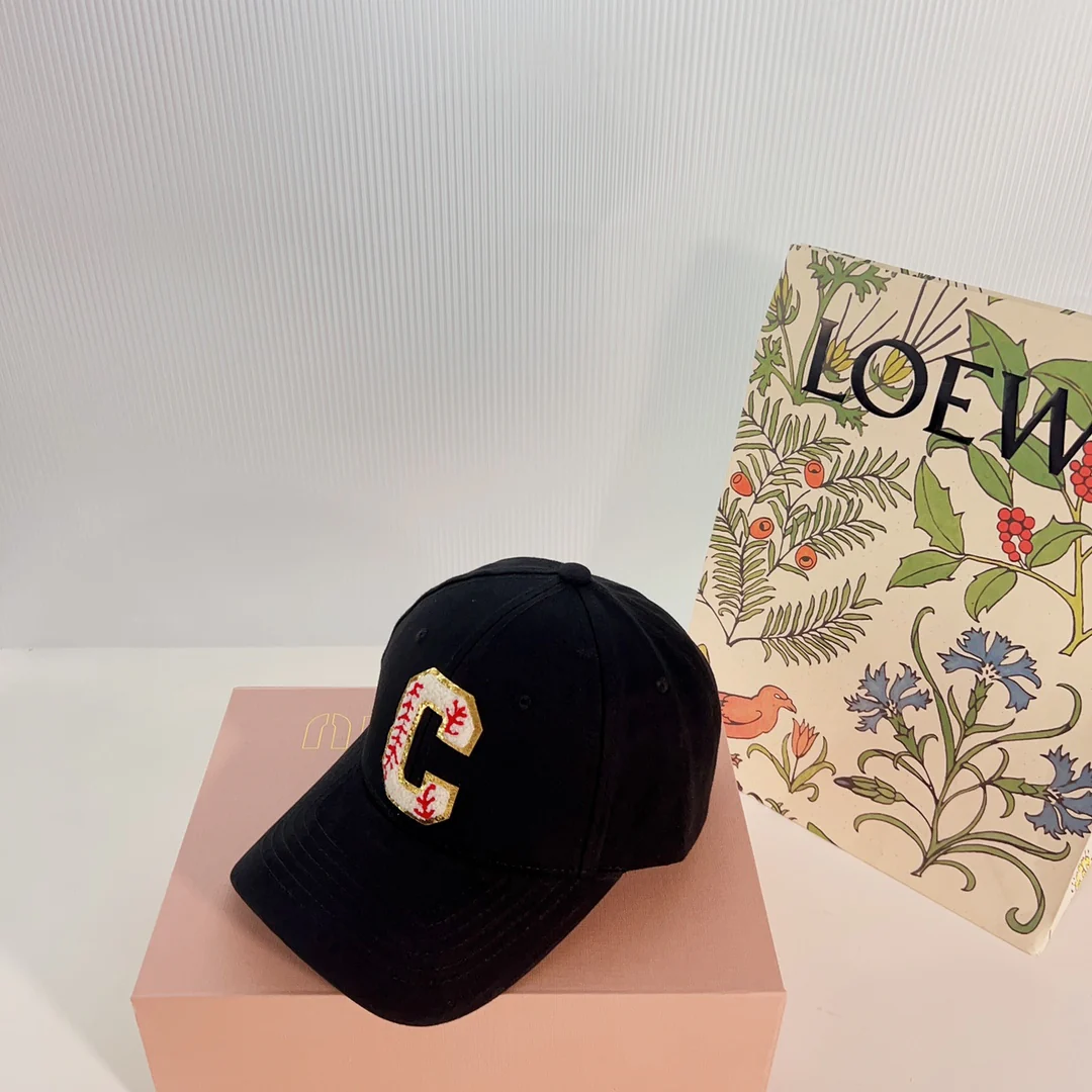 Бейсболка Celine - черная