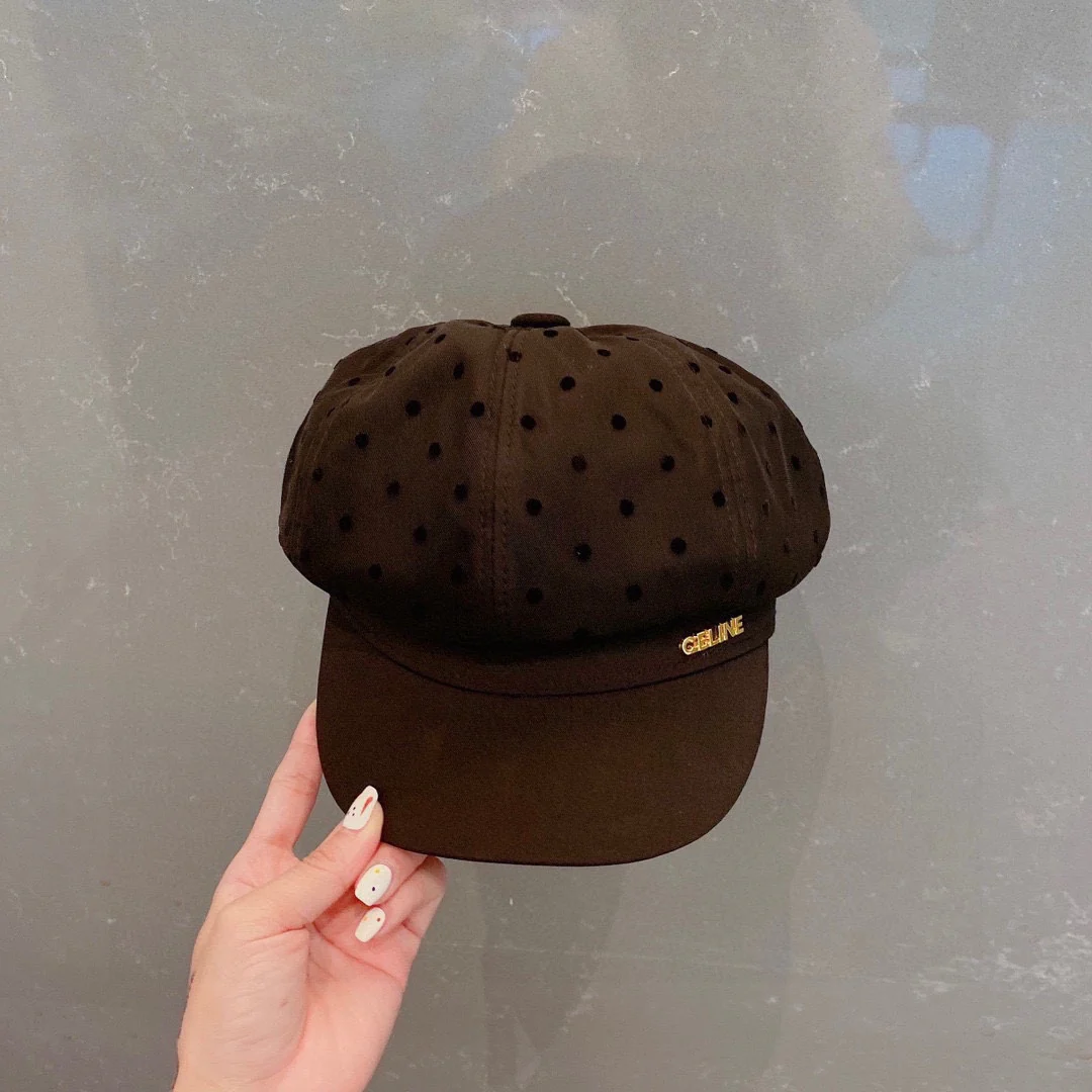 Берет Celine в горошек - черный