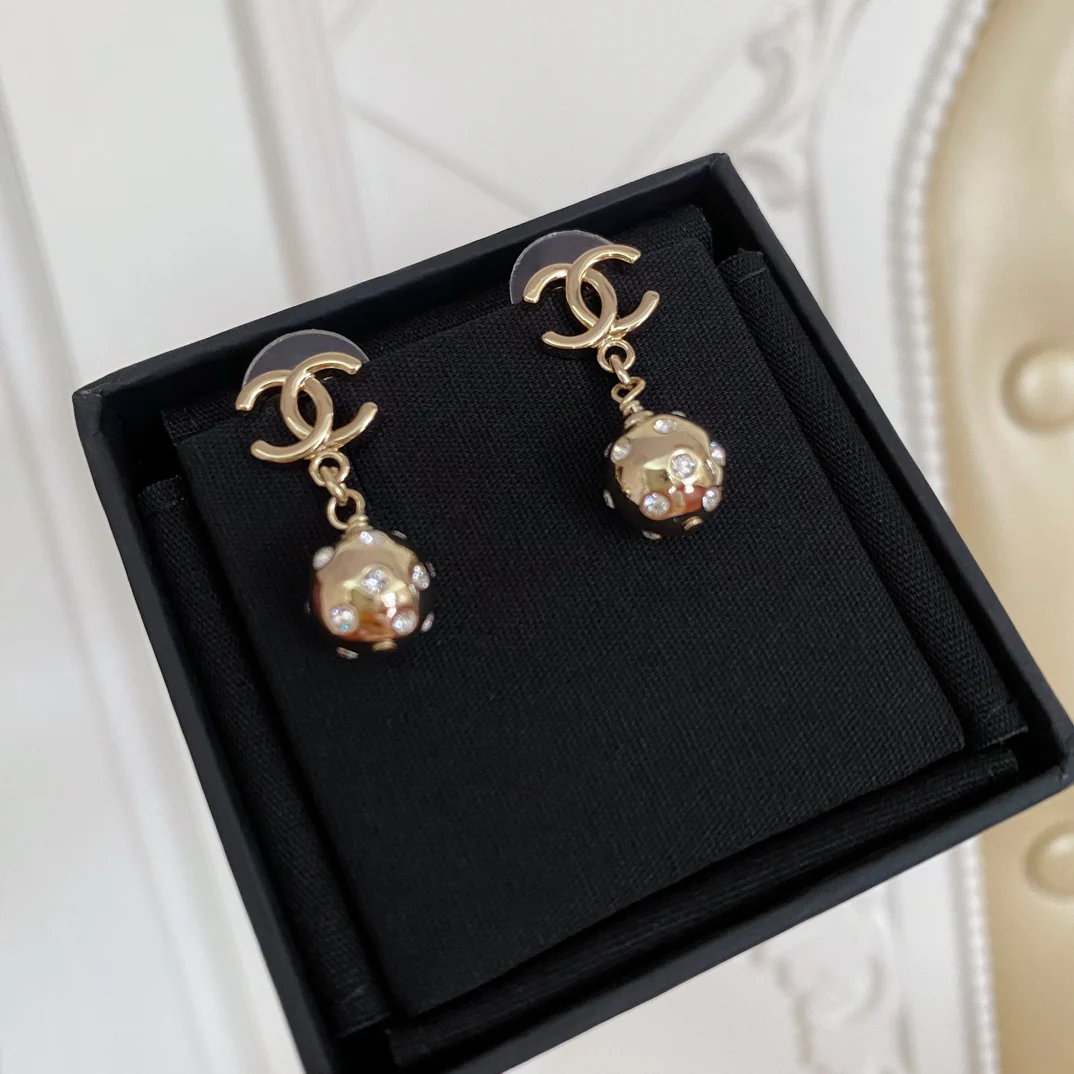 Серьги Chanel 1001
