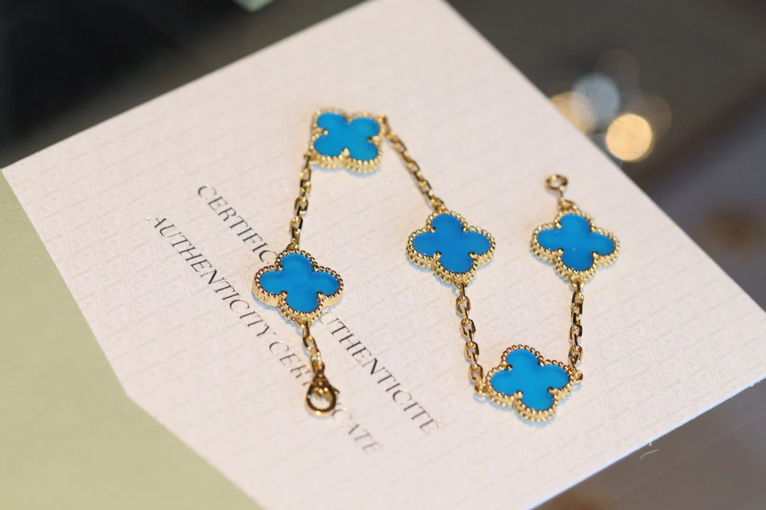 Браслет VCA - 17