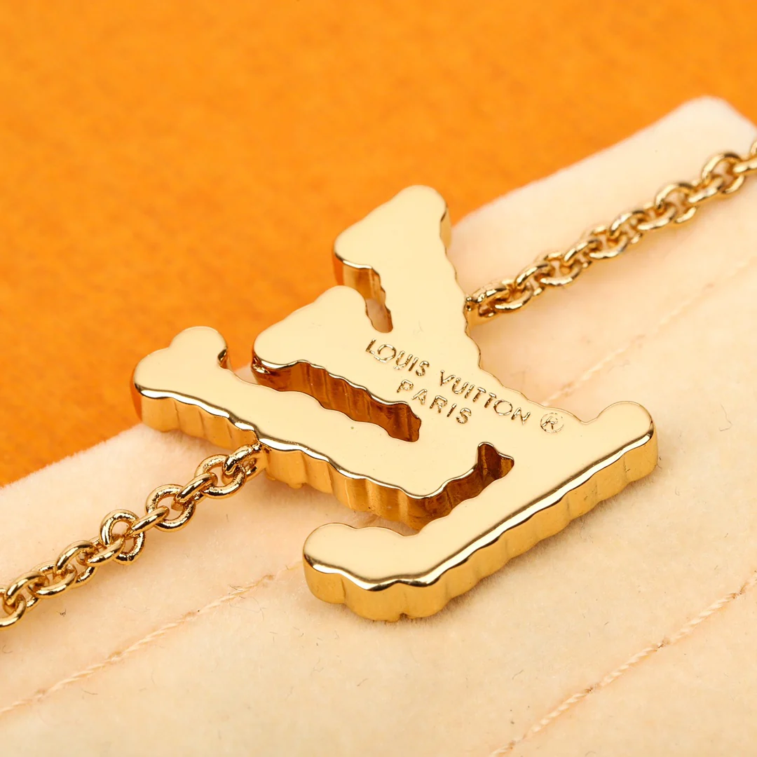 LV-Ожерелье 062