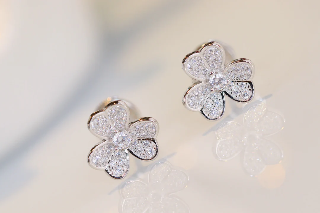 Серьги VCA 056