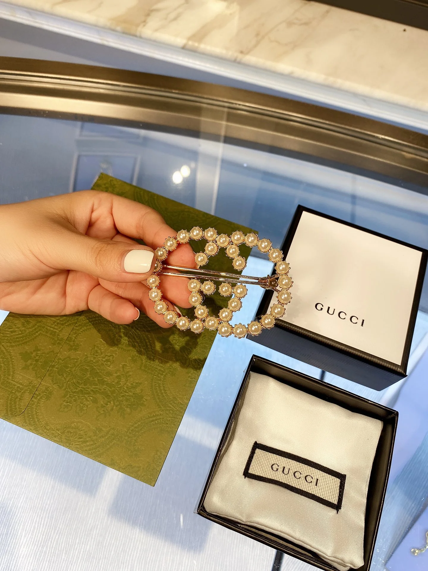 Брошь Gucci