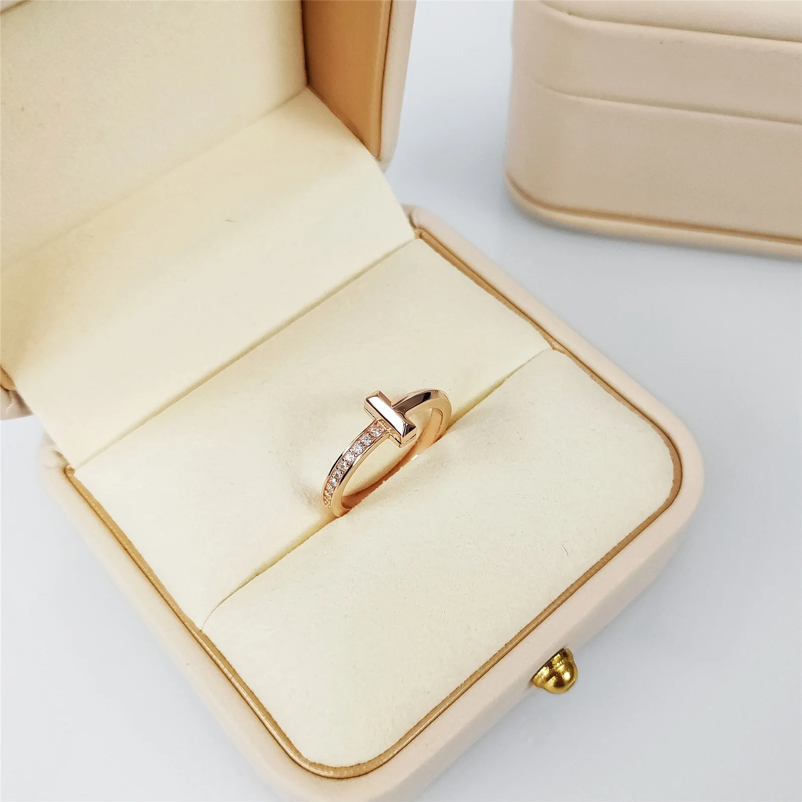 Кольцо Тиффани 040