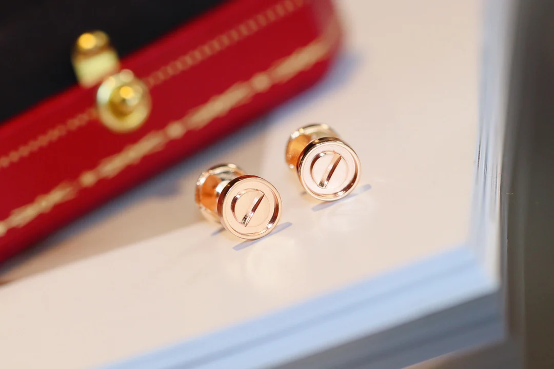 Серьги Cartier 026