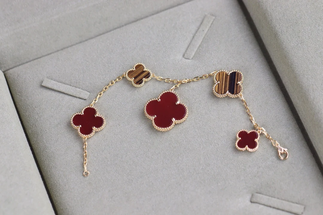 Van Vek - Браслет 072