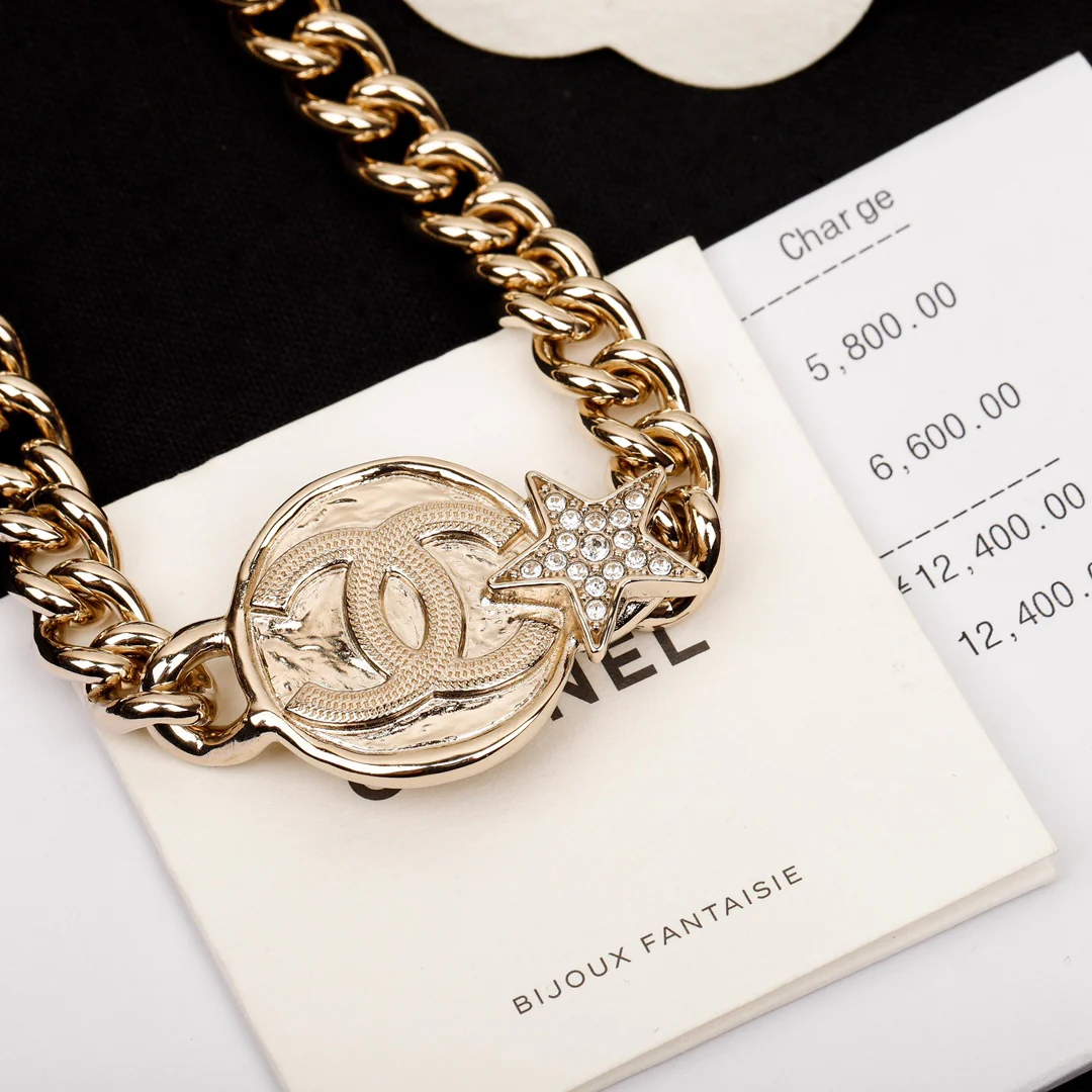 Chanel - Колье 375