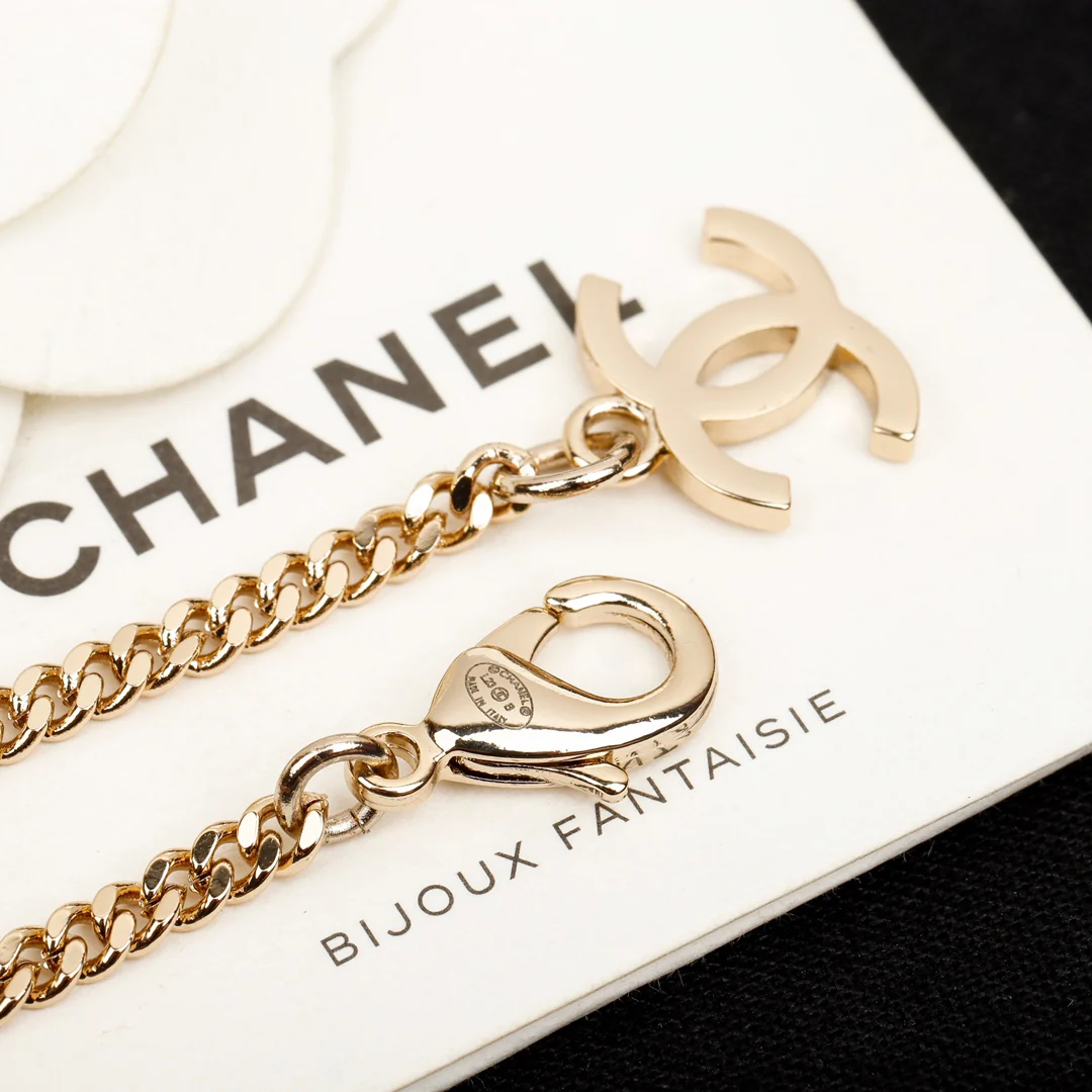 Chanel - Колье 395