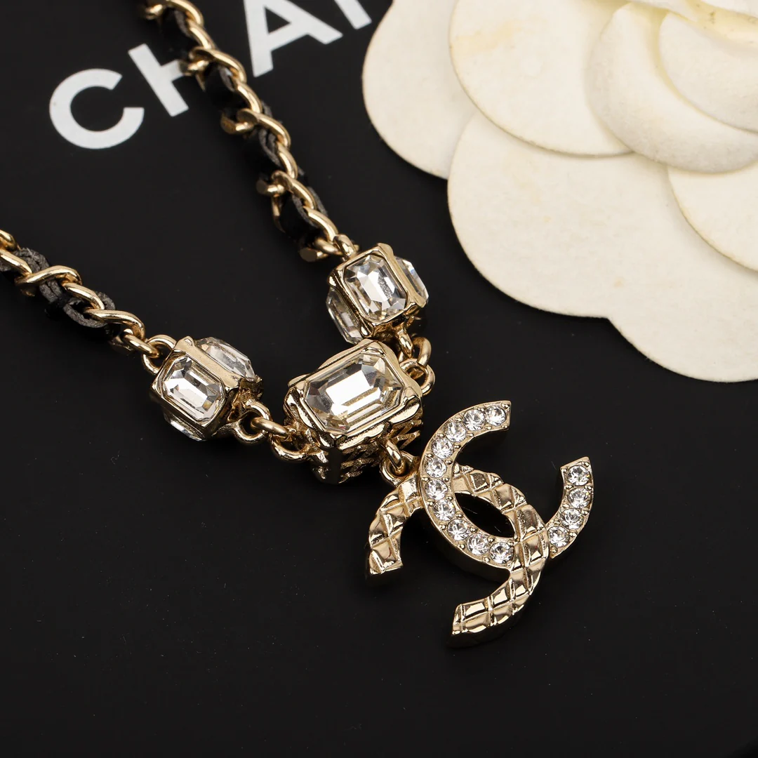 Колье Chanel 447