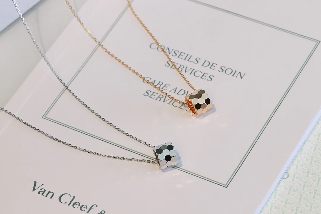 Колье Chaumet 020