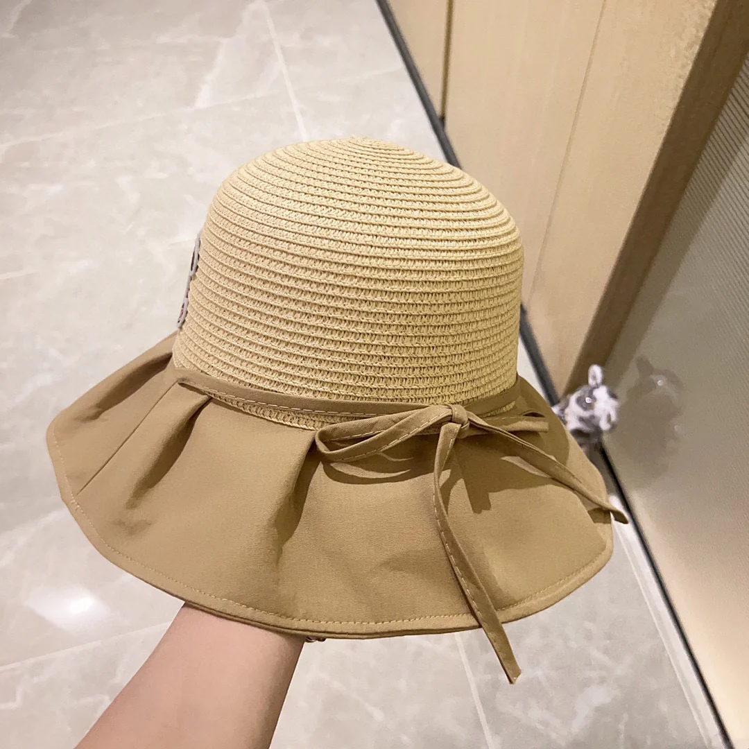 Chanel - Рыбацкая шляпа в курортном стиле