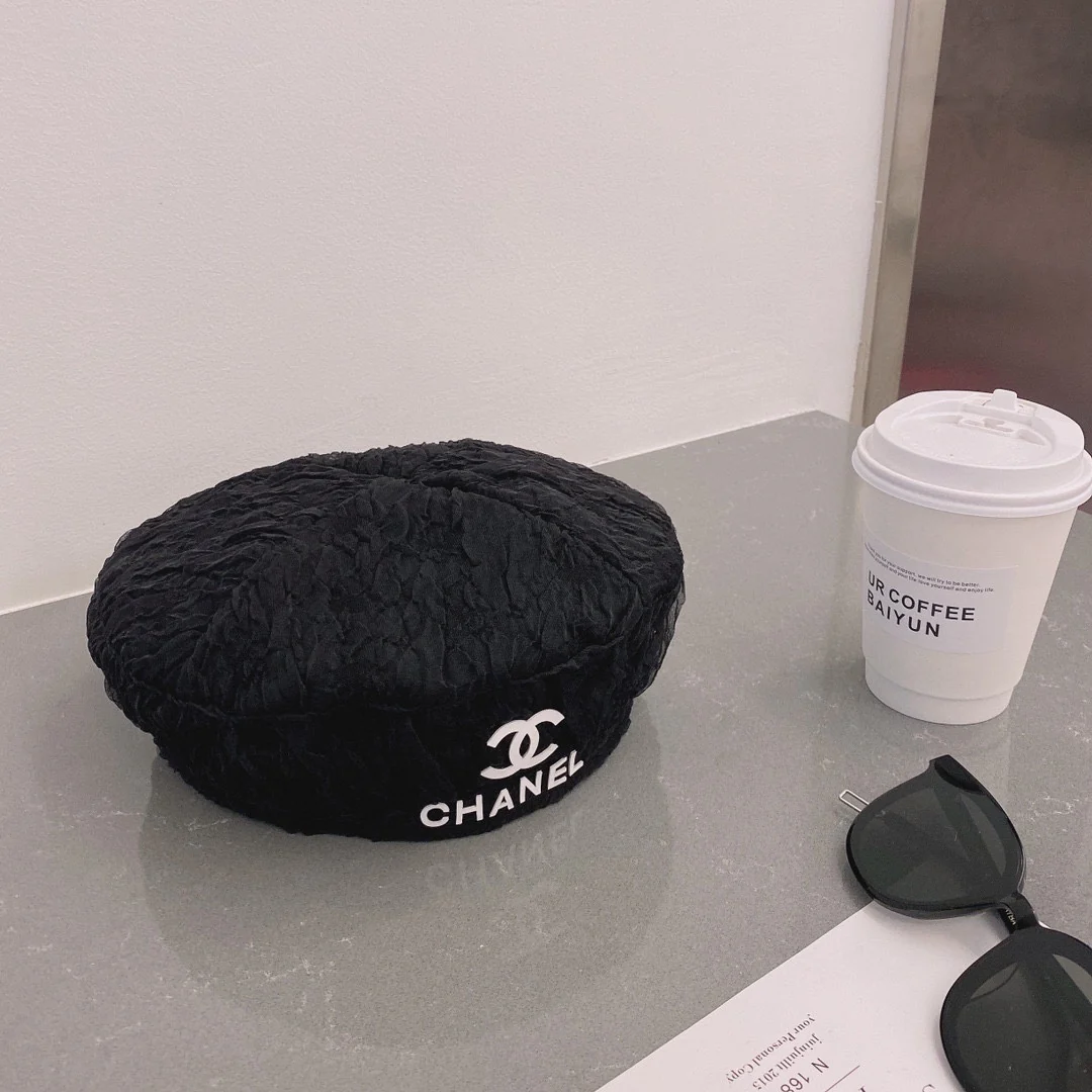 Chanel - Сетчатый берет - Черный