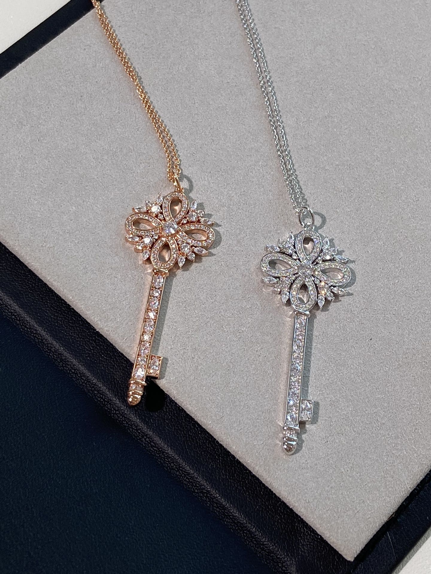 Колье Tiffany 063