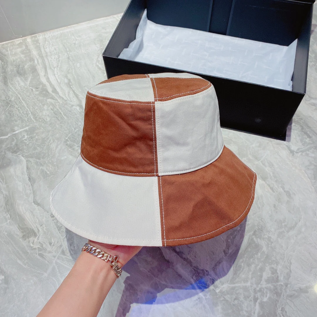 Lolwei - Дизайнерская большая клетчатая рыбацкая шляпа - Небольшой металлический логотип