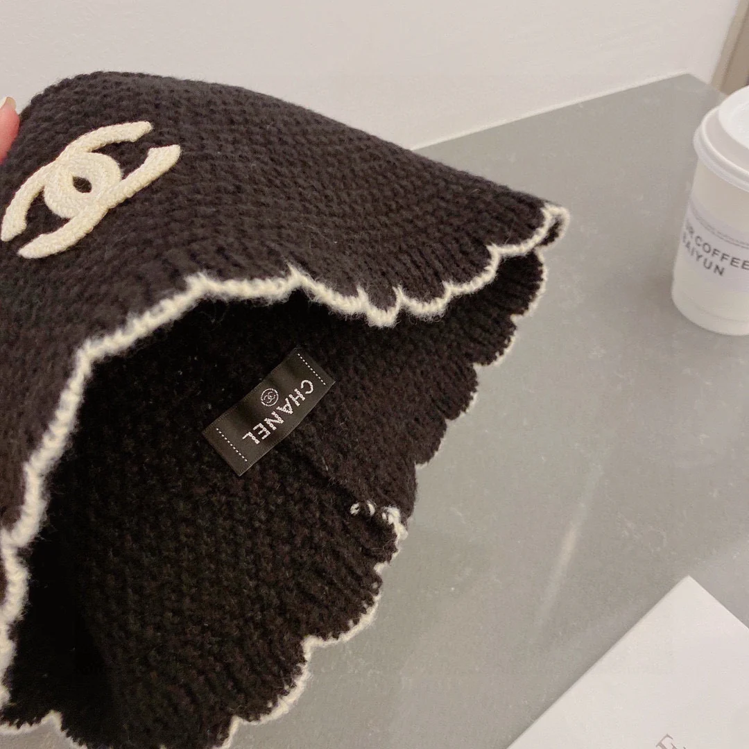 Chanel - Вязаная рыбацкая шапка - 1