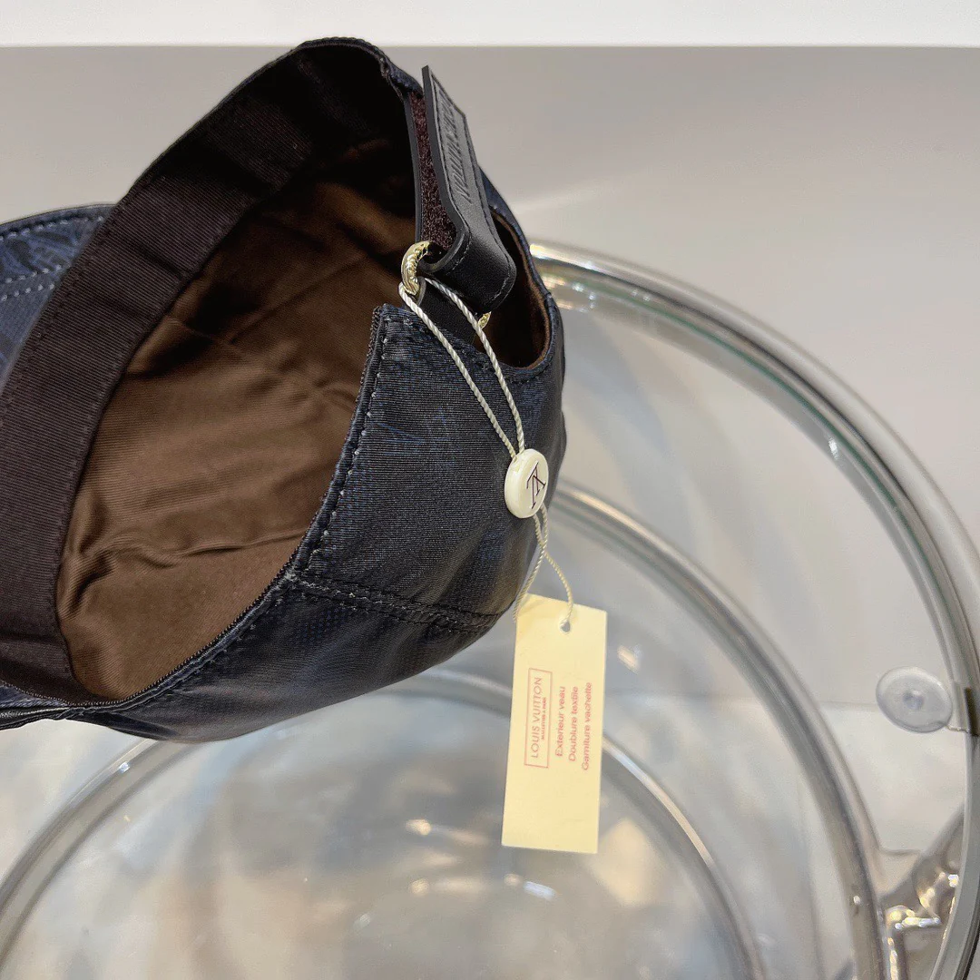 LV - Новая классическая бейсболка с монограммой, шелкографией - Черная