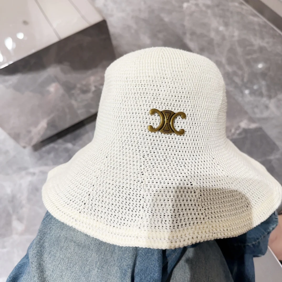 Новая простая плетеная панама Celine весна/лето, белая.