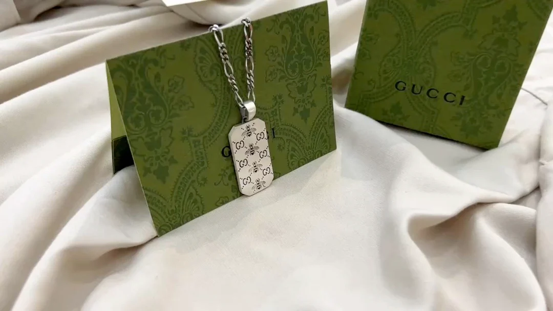 Gucci - Колье 052