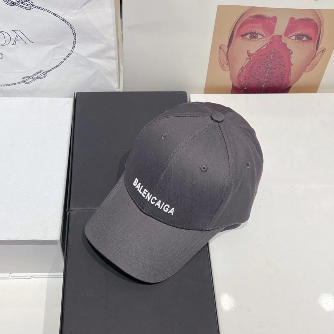 Классическая бейсболка Balenciaga - 2