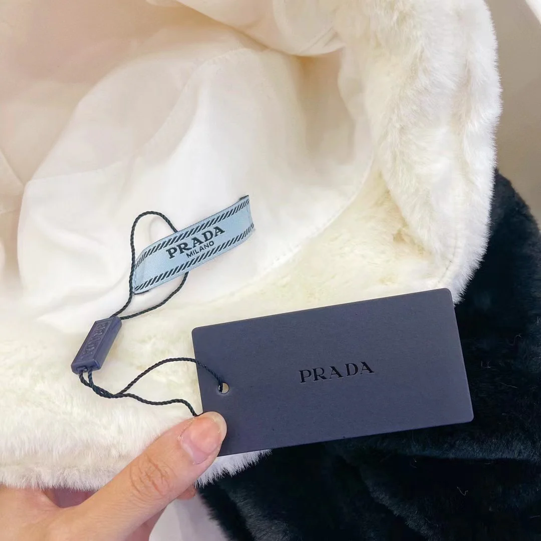 Prada - Рыбацкая шляпа из норки