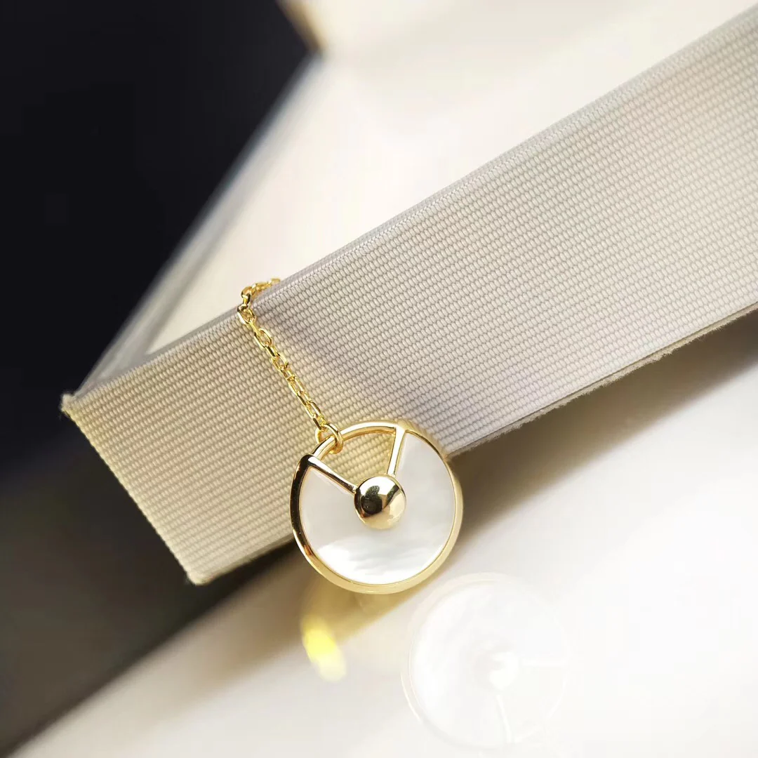 Серьги-амулеты Cartier