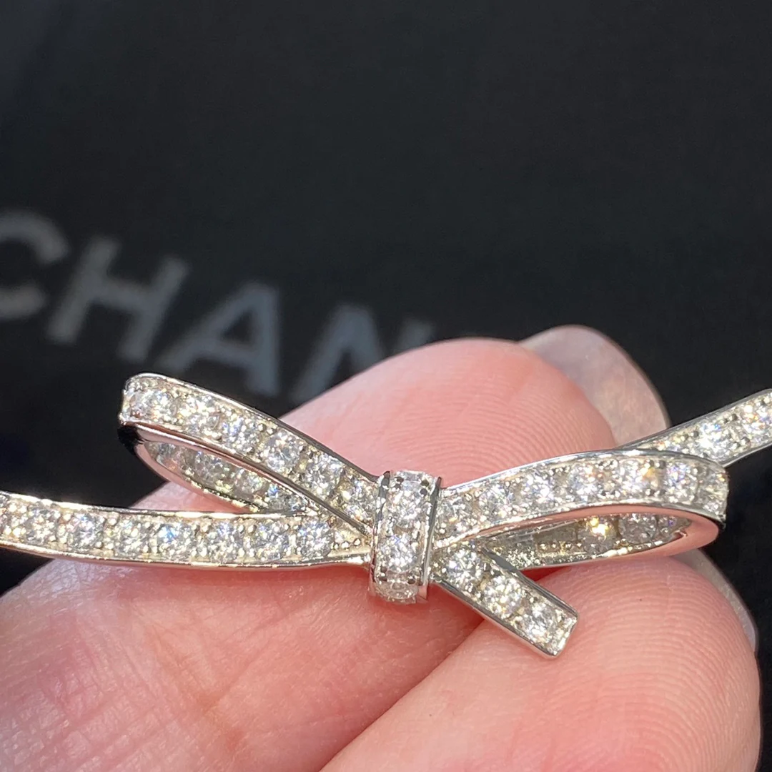 Chanel - Колье 572