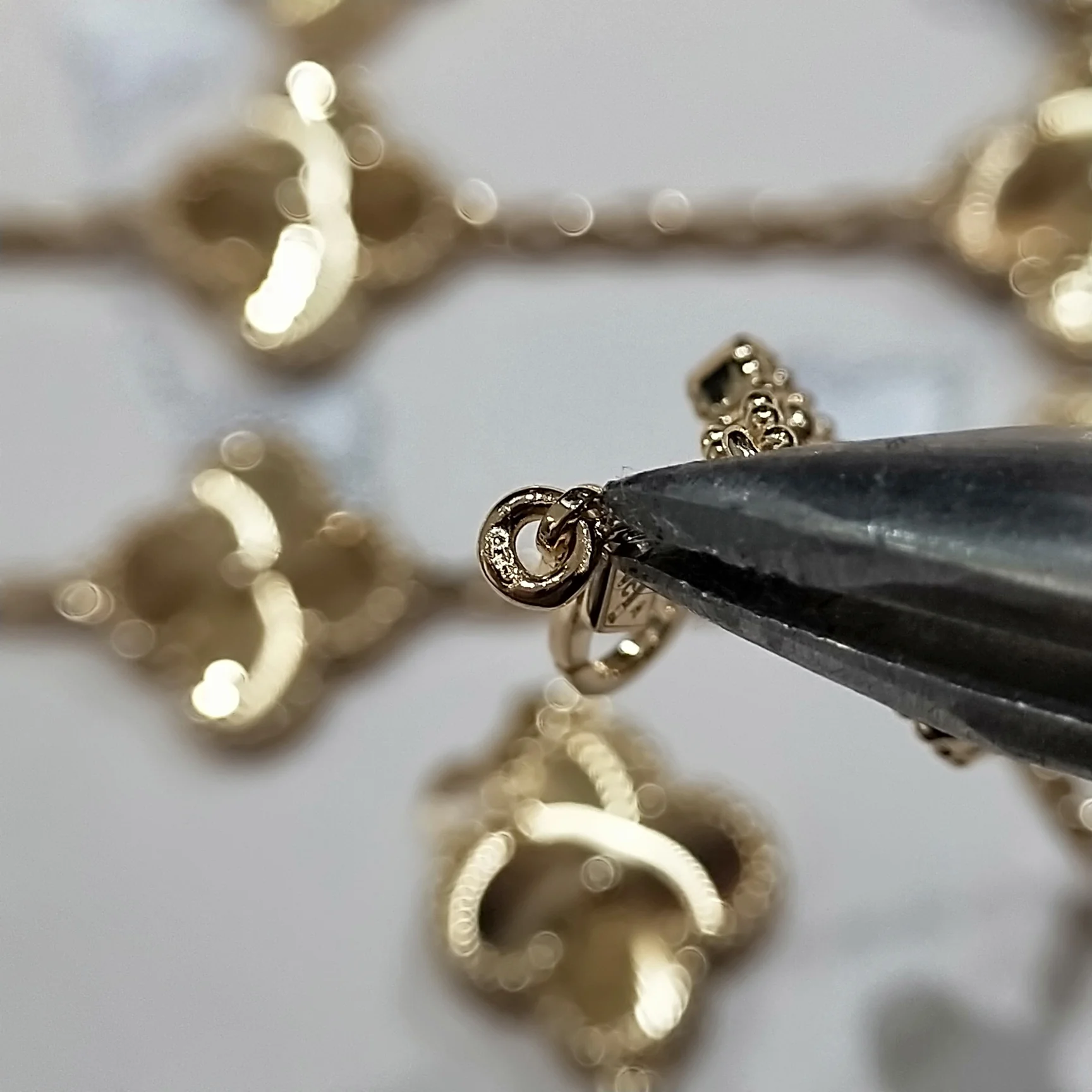 Браслет VCA - 12