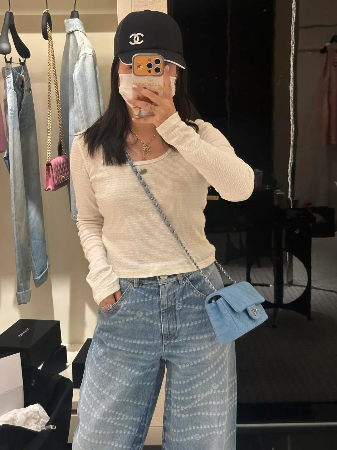 Chanel - 25 пенсов, жемчужное ожерелье 