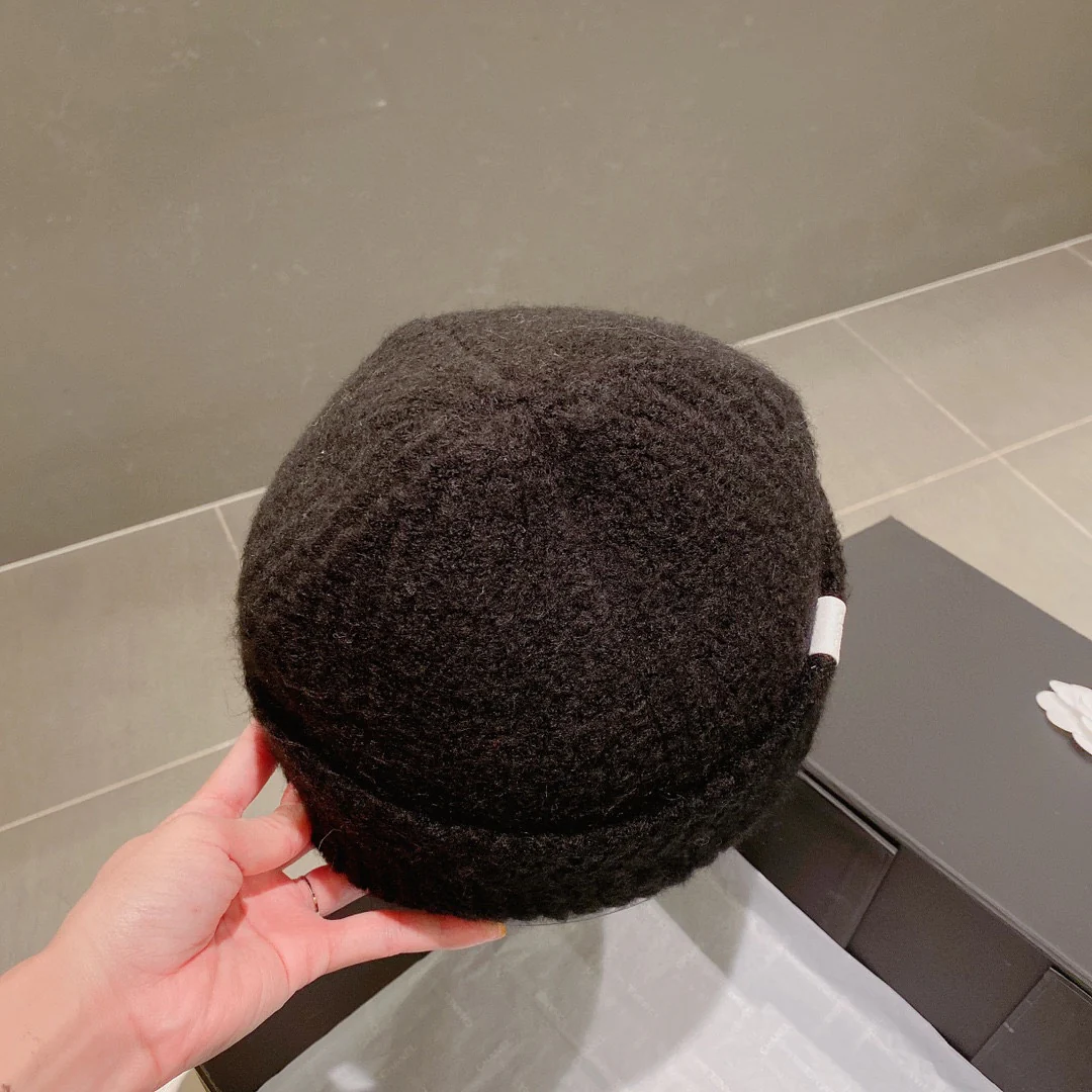 Вязаная шапка Lolwei - черная