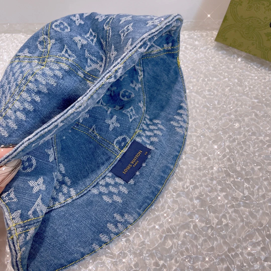 LV - Ковбойская панама